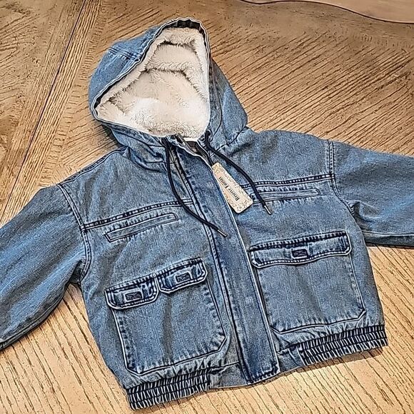 Denim hooded crop sherpa jacket size M NWT - Picture 11 of 13